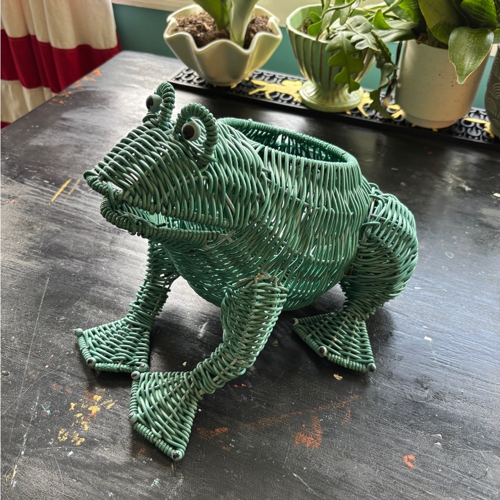 vintage wicker frog planter